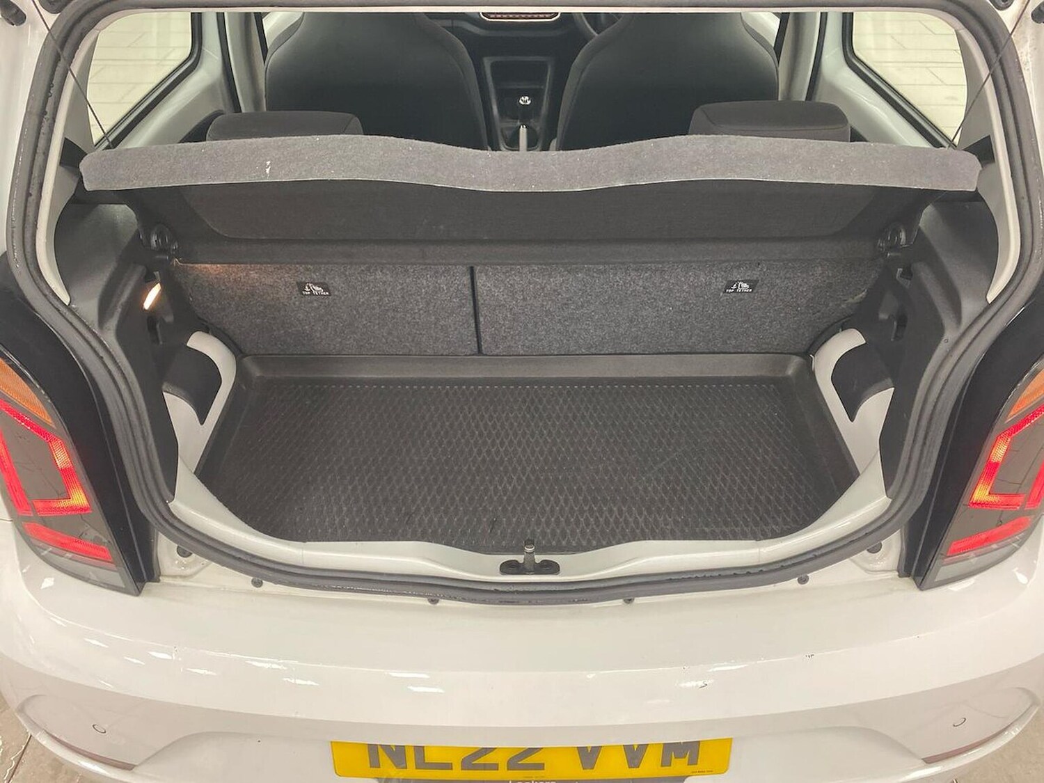 Used Volkswagen up! 2022 for sale - 76777337: Photo 17