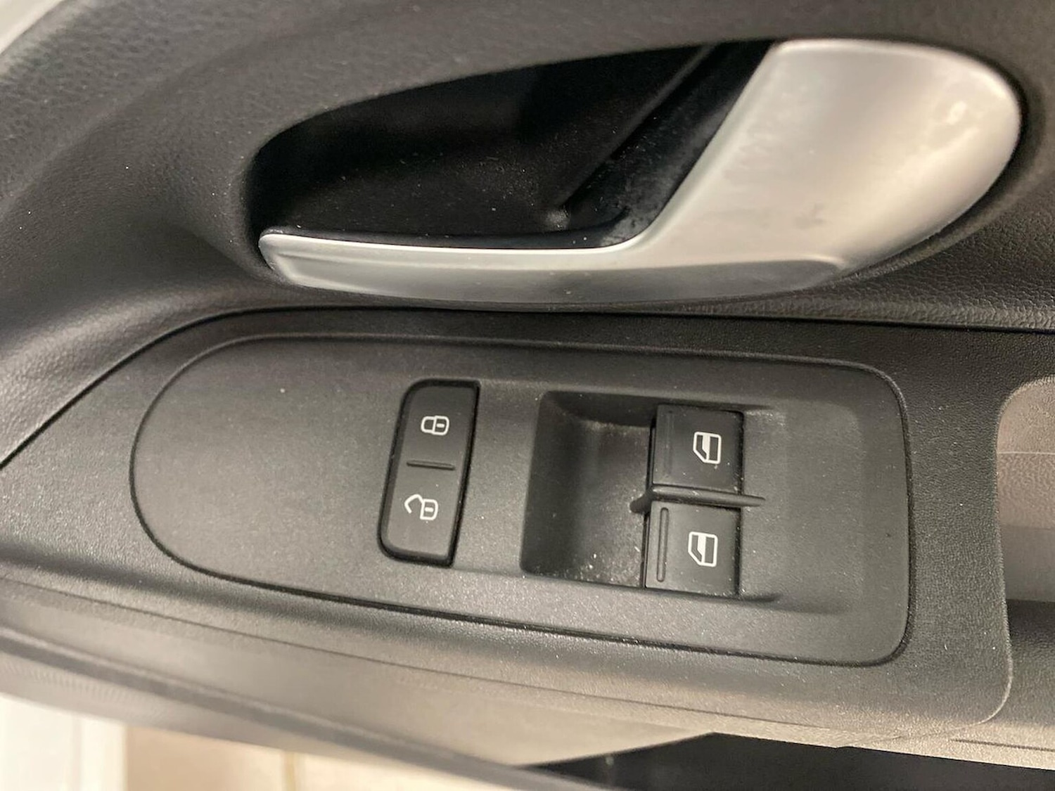 Used Volkswagen up! 2022 for sale - 76777337: Photo 21