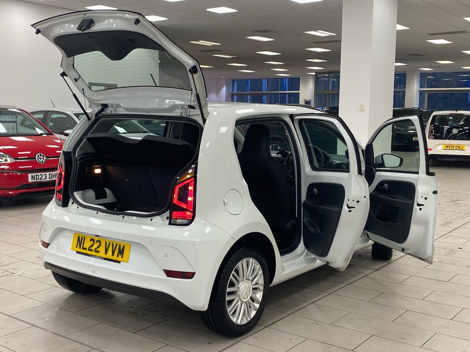Used Volkswagen up! 2022 for sale - 76777337: Photo 38