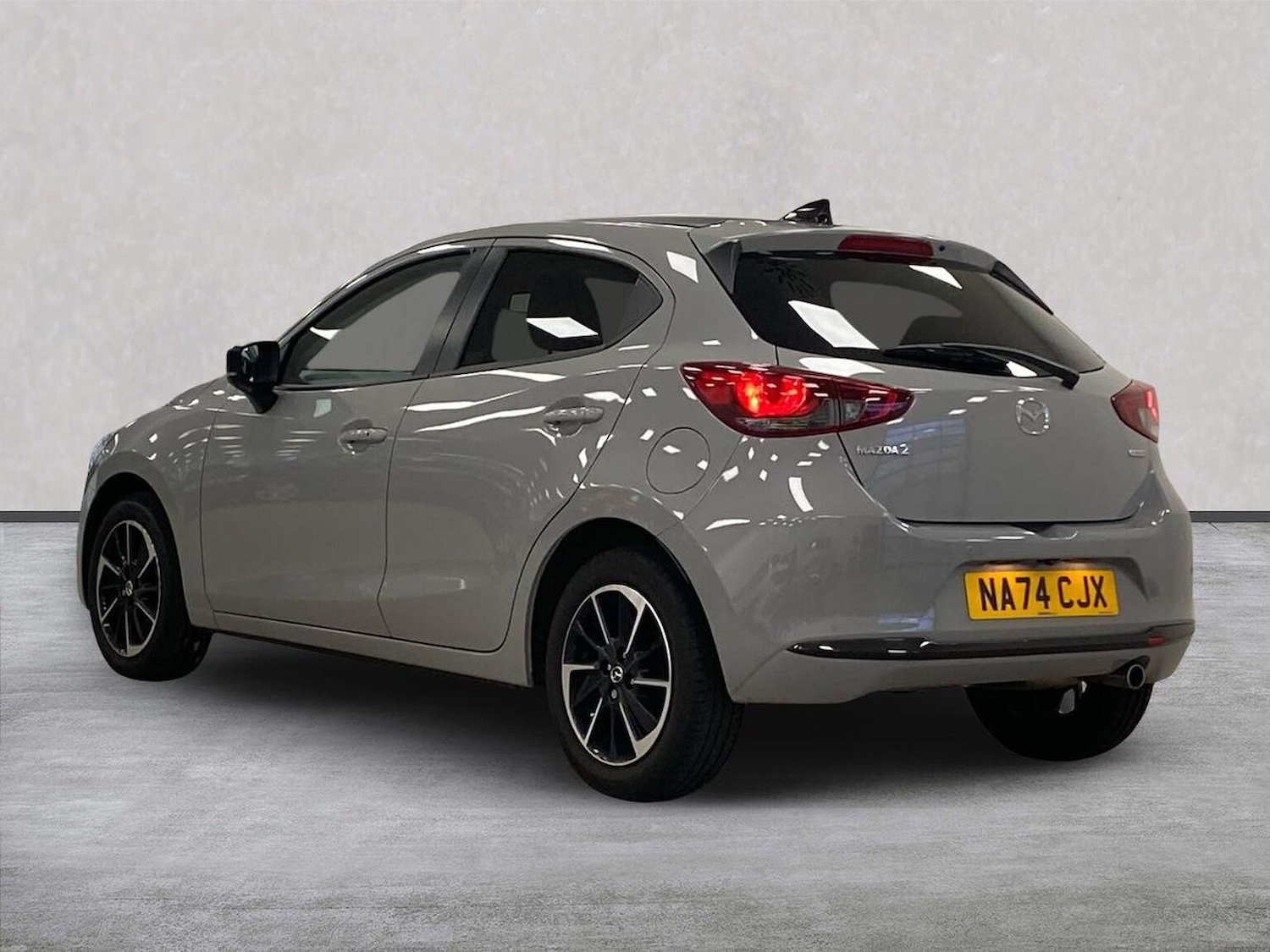 Used Mazda Mazda2 2024 for sale - 76763394: Photo 2