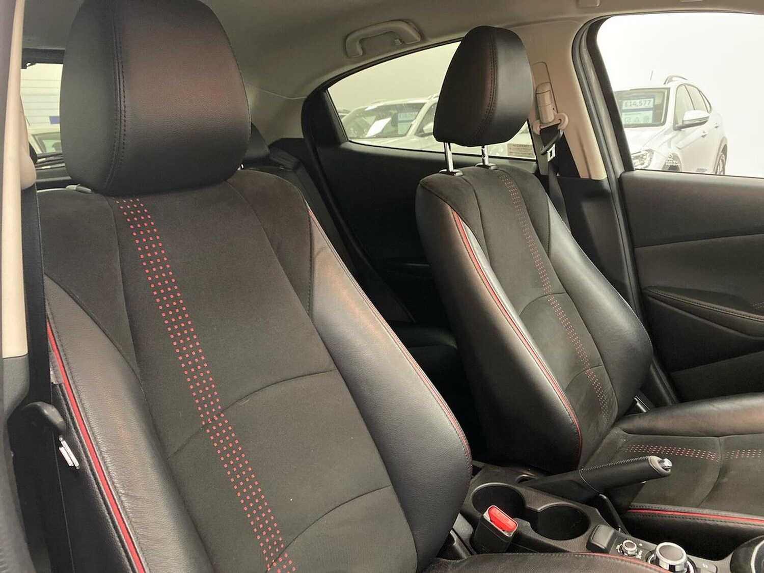 Used Mazda Mazda2 2024 for sale - 76763394: Photo 31