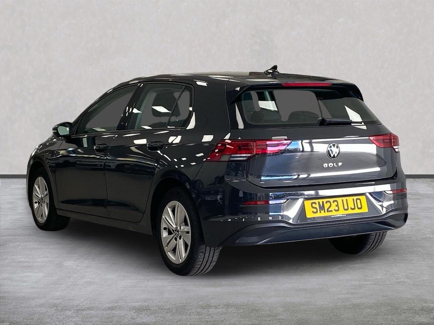 Used Volkswagen Golf 2023 for sale - 76413975: Photo 2