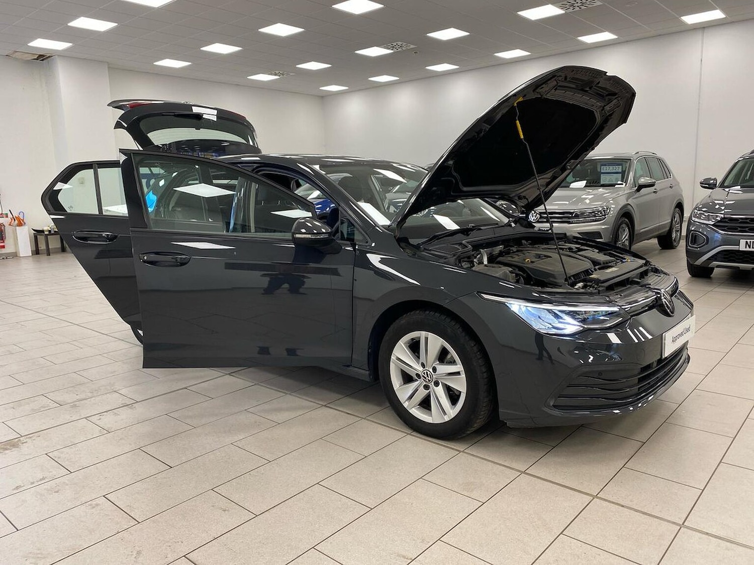 Used Volkswagen Golf 2023 for sale - 76413975: Photo 32