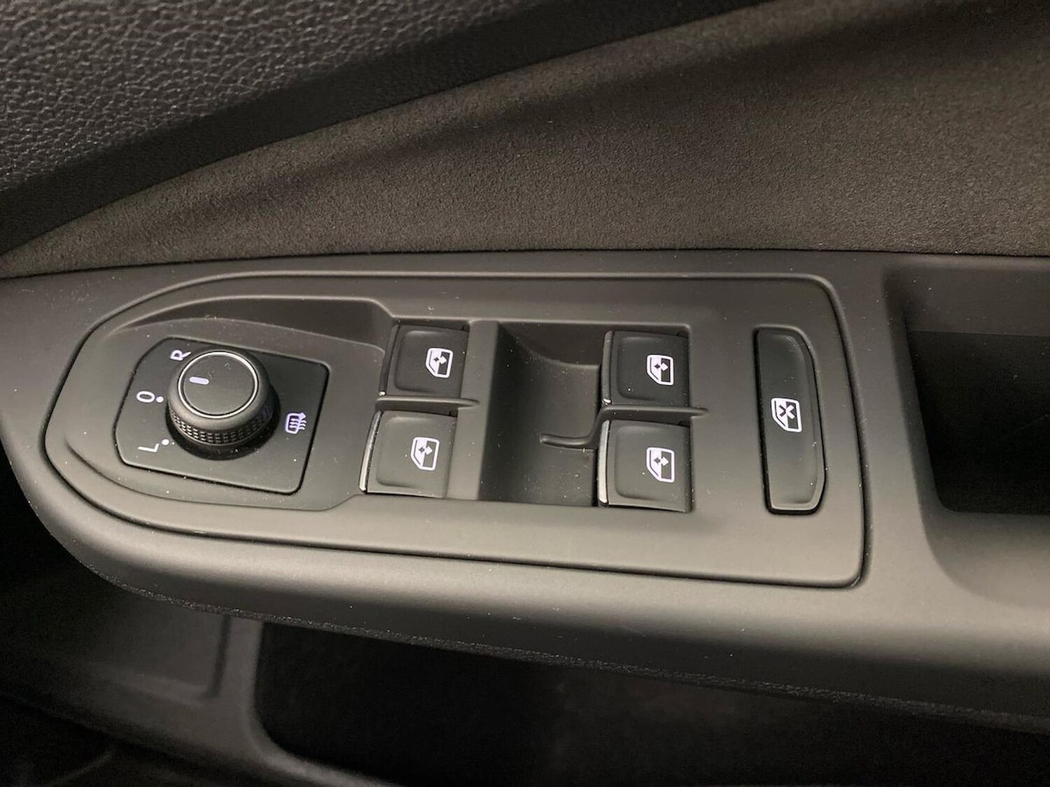 Used Volkswagen Golf 2023 for sale - 76102497: Photo 21