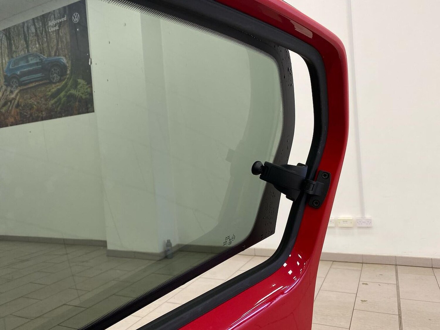 Used Volkswagen up! 2023 for sale - 76583255: Photo 28