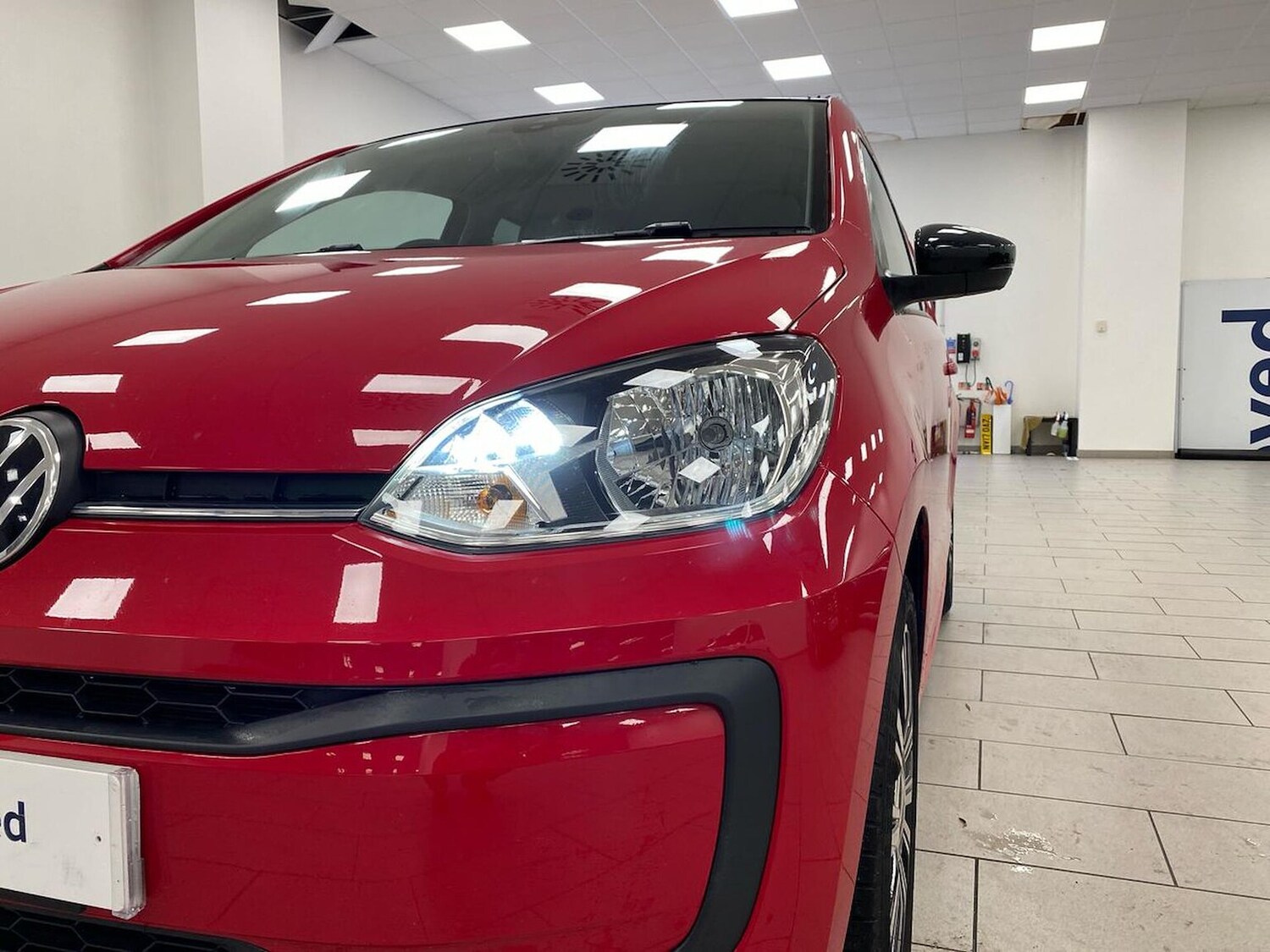 Used Volkswagen up! 2023 for sale - 76583255: Photo 32