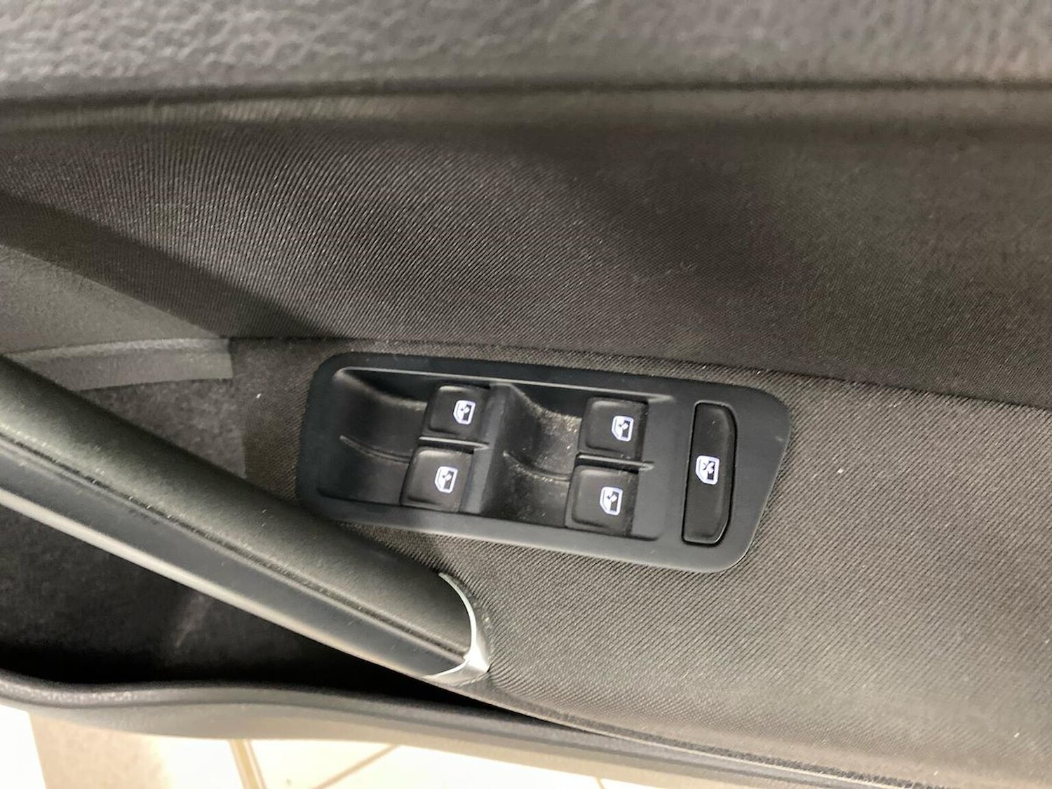 Used Volkswagen Golf 2017 for sale - 76911250: Photo 21