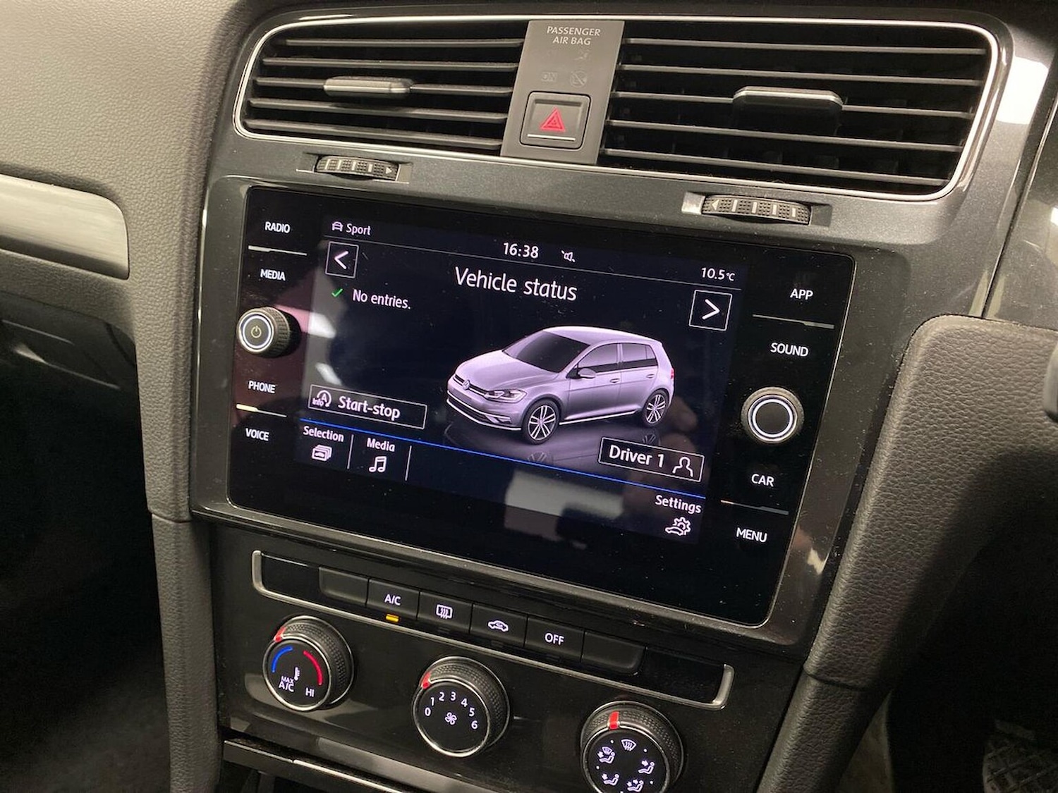 Used Volkswagen Golf 2017 for sale - 76911250: Photo 25