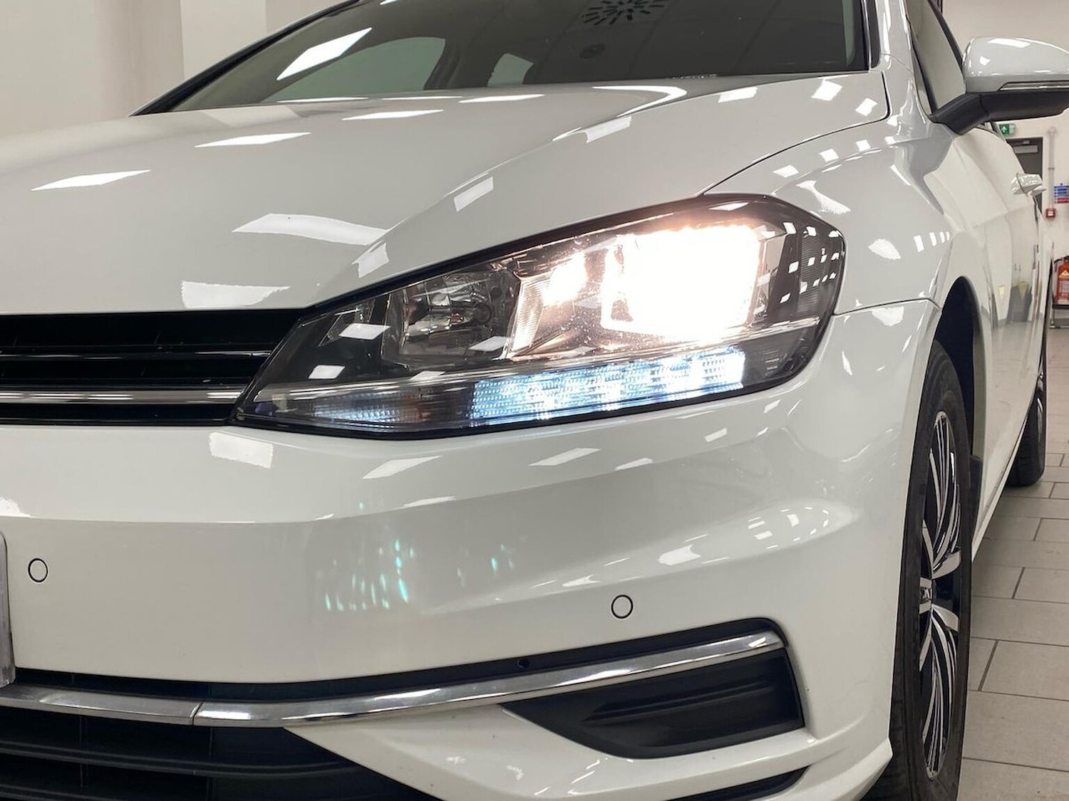 Used Volkswagen Golf 2017 for sale - 76911250: Photo 34