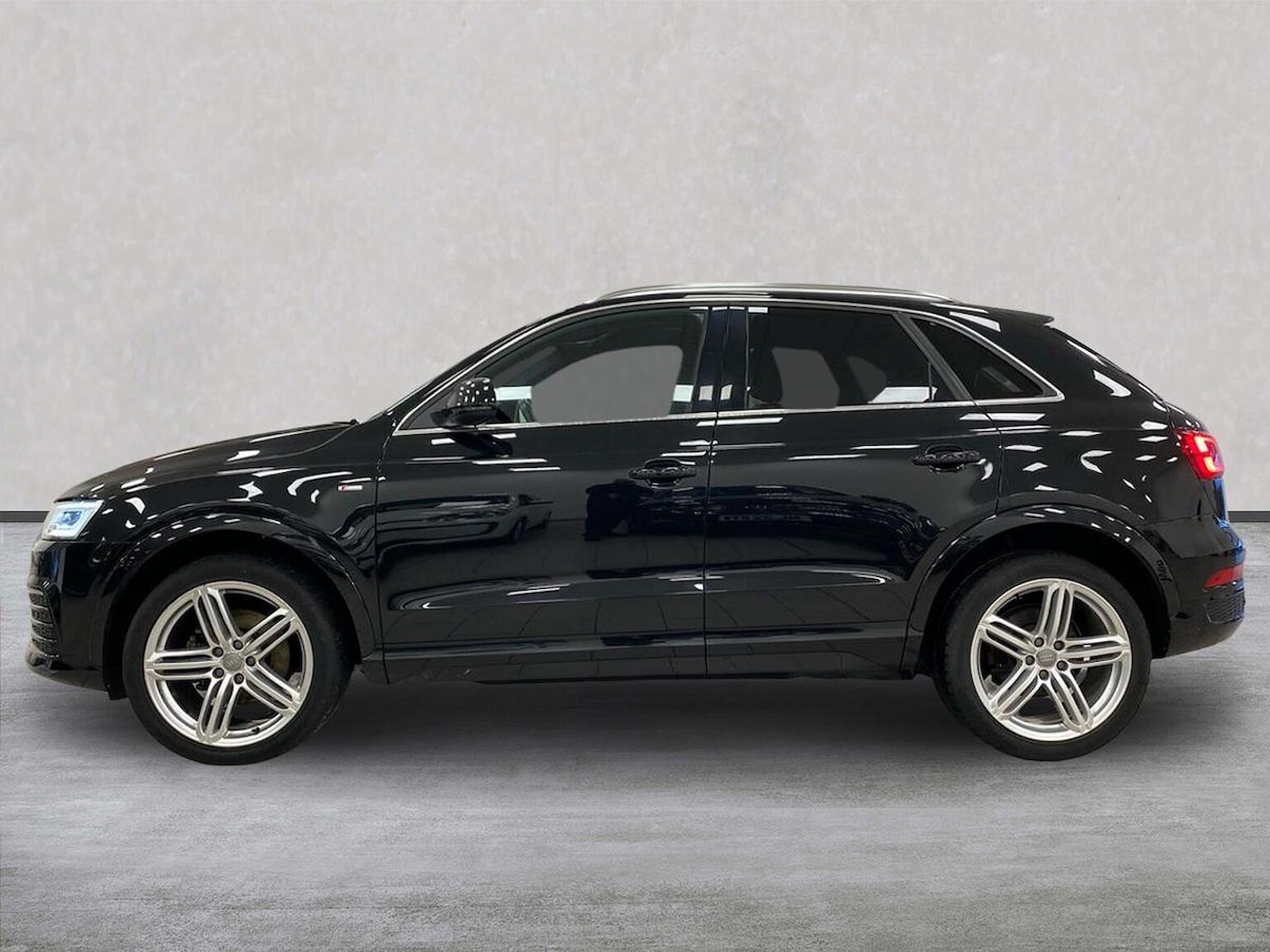 Used Audi Q3 2015 for sale - 77872116: Photo 19