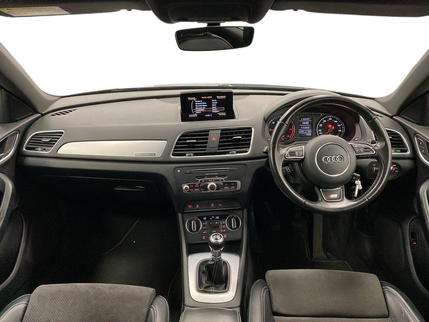 Used Audi Q3 2015 for sale - 77872116: Photo 8