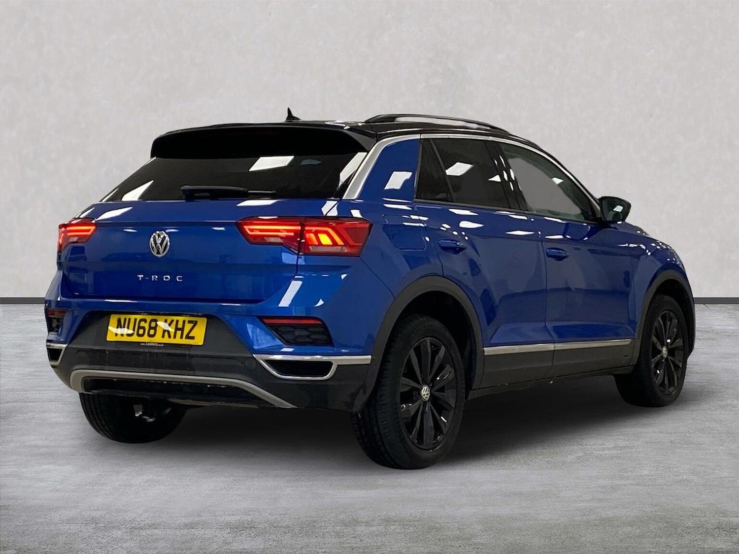 Used Volkswagen T-Roc 2018 for sale - 76924613: Photo 18