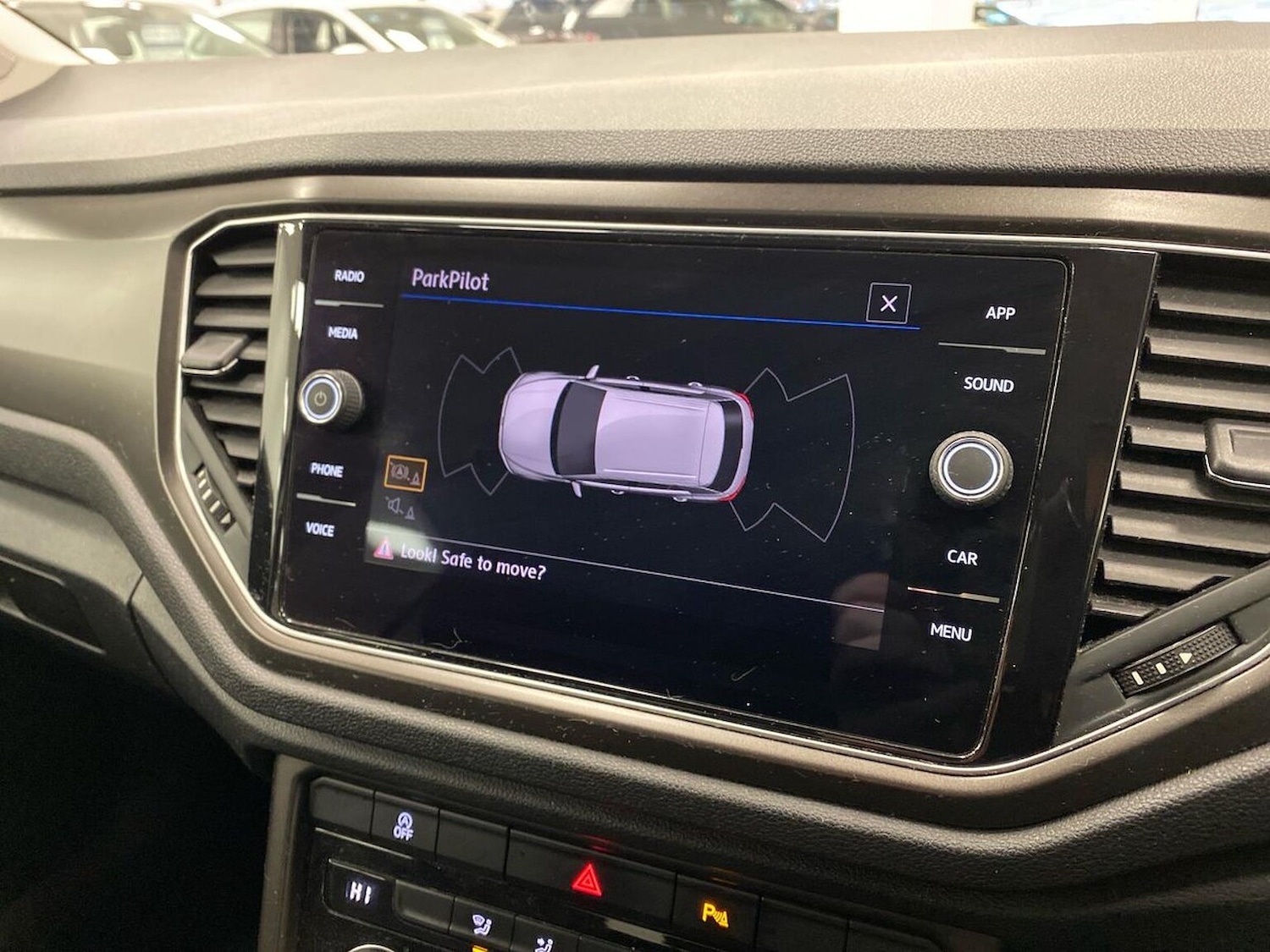 Used Volkswagen T-Roc 2018 for sale - 76924613: Photo 23