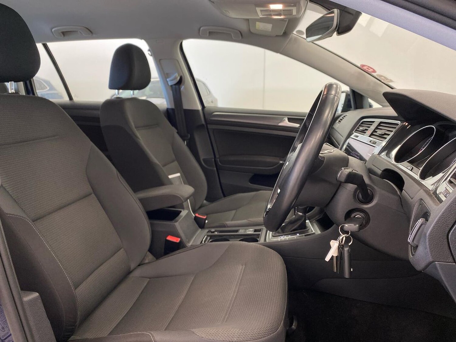 Used Volkswagen Golf 2019 for sale - 78194692: Photo 31