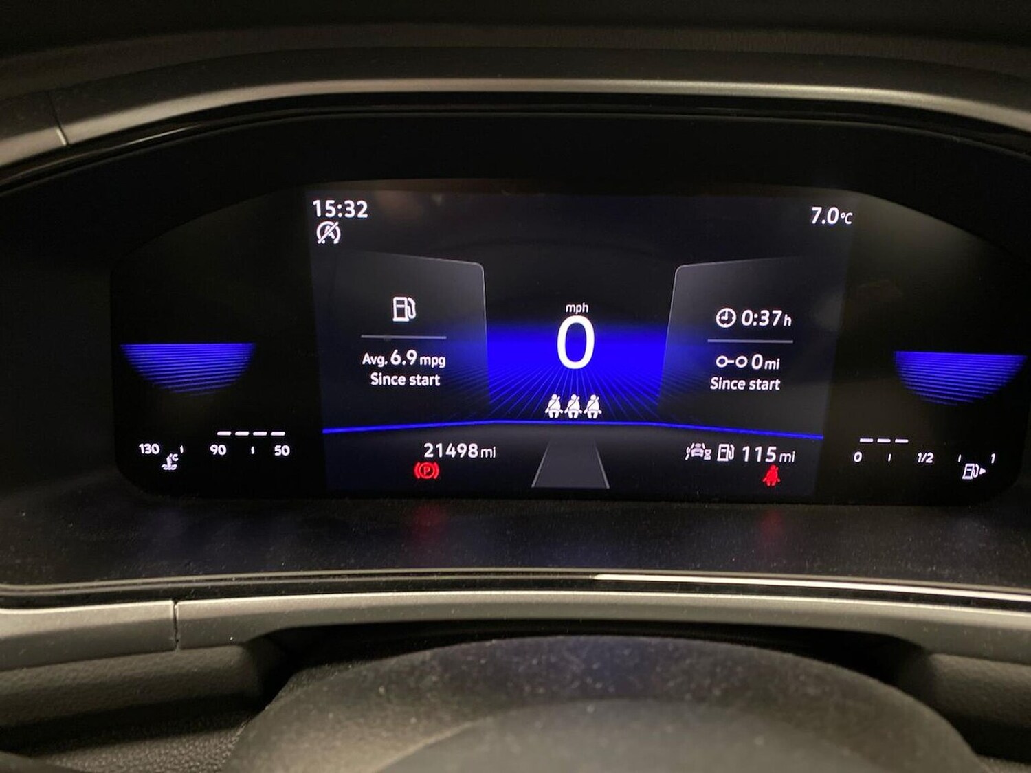 Used Volkswagen T-Roc 2023 for sale - 77896220: Photo 10