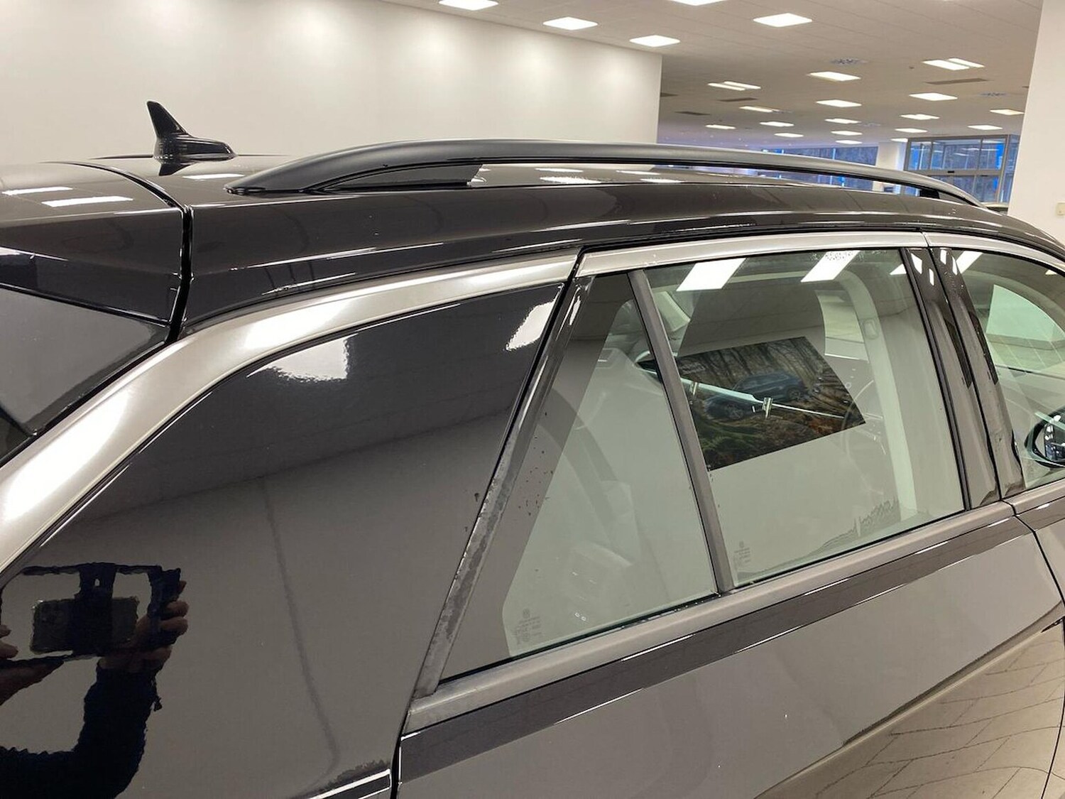 Used Volkswagen T-Roc 2023 for sale - 77896220: Photo 30