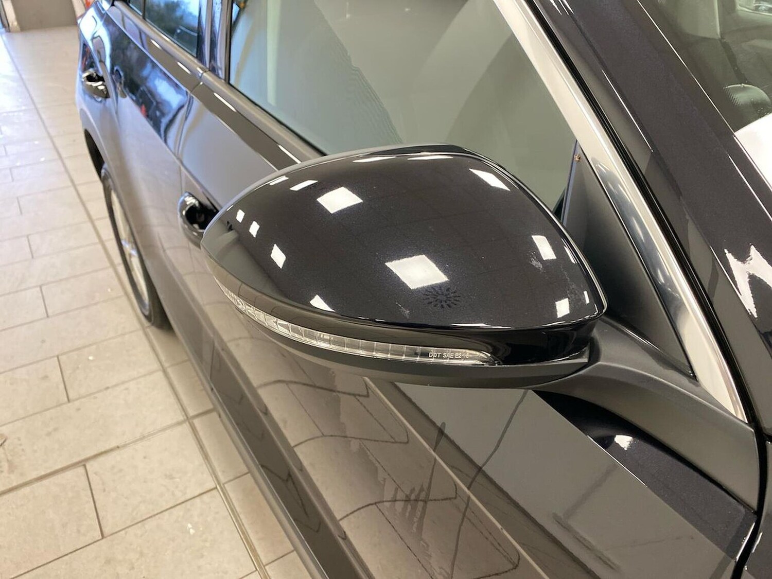 Used Volkswagen T-Roc 2023 for sale - 77896220: Photo 38