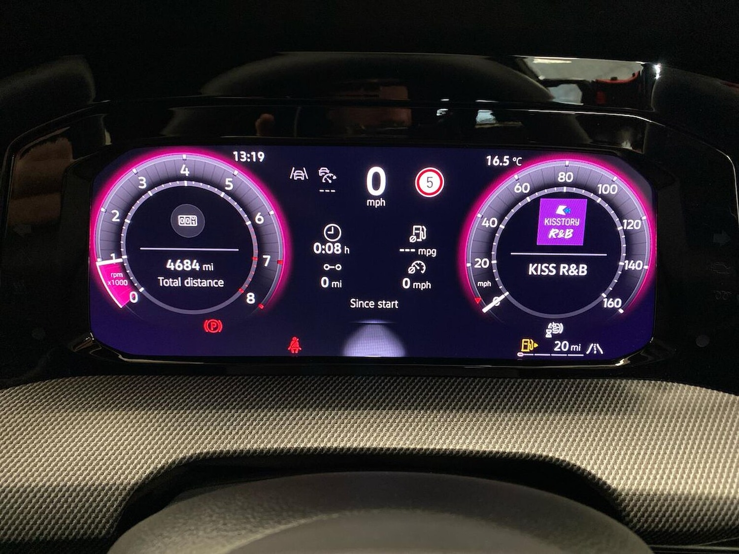 Used Volkswagen Golf 2025 for sale - 76982903: Photo 10