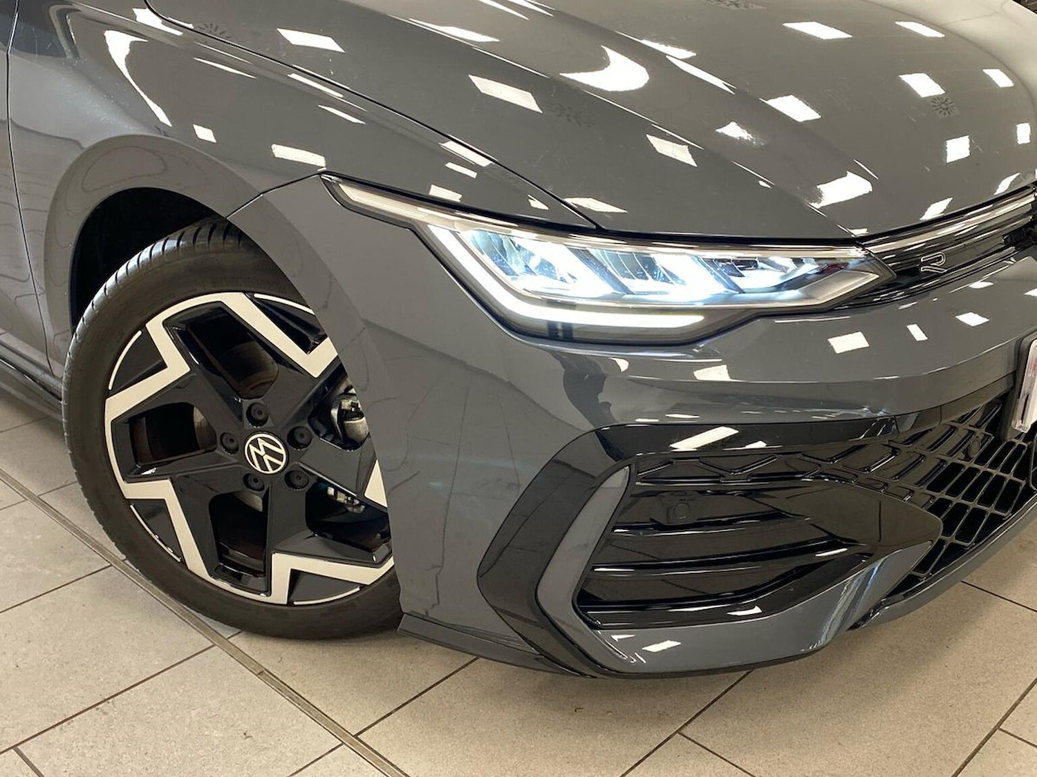 Used Volkswagen Golf 2025 for sale - 76982903: Photo 30