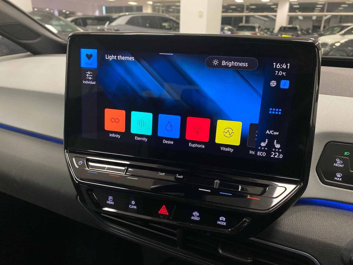 Used Volkswagen ID.3 2022 for sale - 77629359: Photo 25