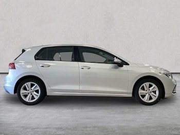 Used Volkswagen Golf 2023 for sale - 79115325: Photo