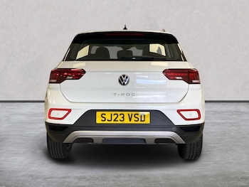 Used Volkswagen T-Roc 2023 for sale - 78578355: Photo