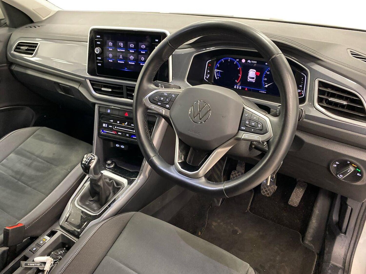 Used Volkswagen T-Roc 2023 for sale - 77487482: Photo 15