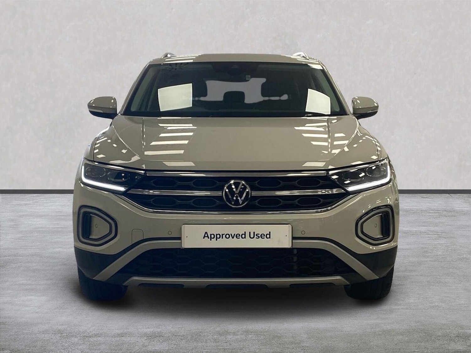 Used Volkswagen T-Roc 2023 for sale - 77487482: Photo 5