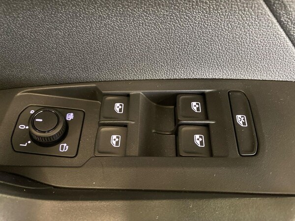 Used Volkswagen T-Cross 2025 for sale - 76187047: Photo 21