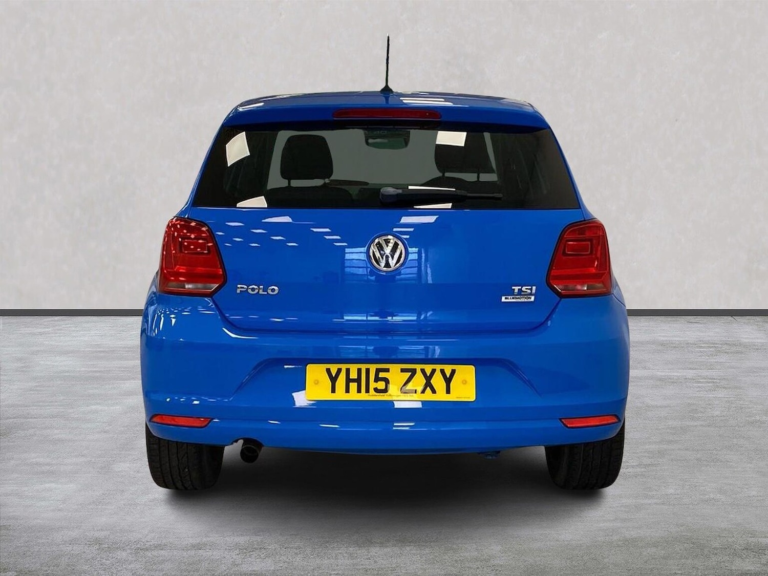 Used Volkswagen Polo 2015 for sale - 76837157: Photo 4