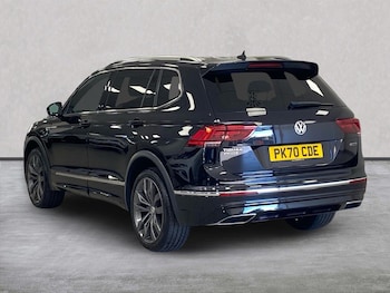 Used Volkswagen Tiguan Allspace 2020 for sale - 76396861: Photo
