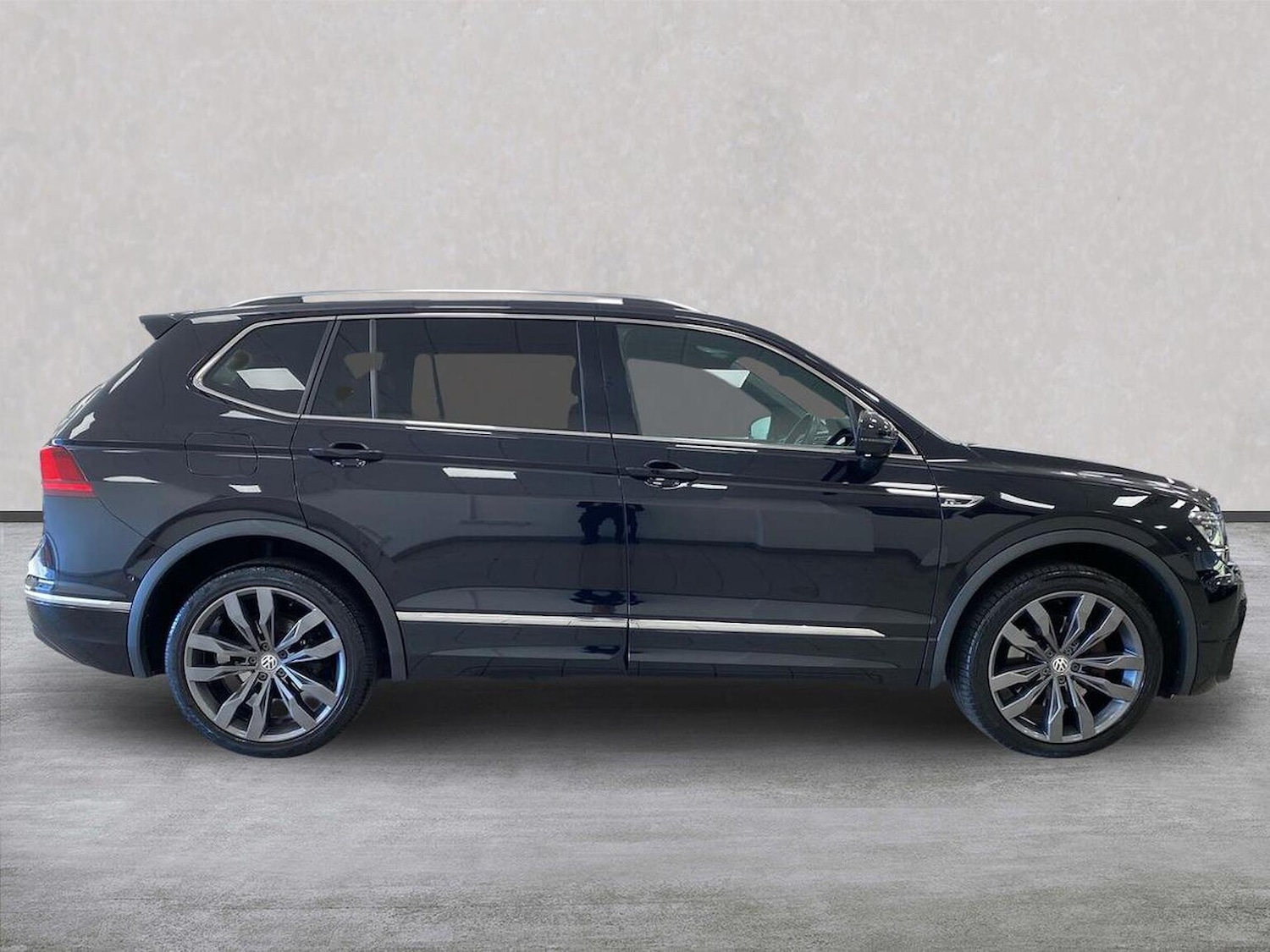 Used Volkswagen Tiguan Allspace 2020 for sale - 76396861: Photo 3