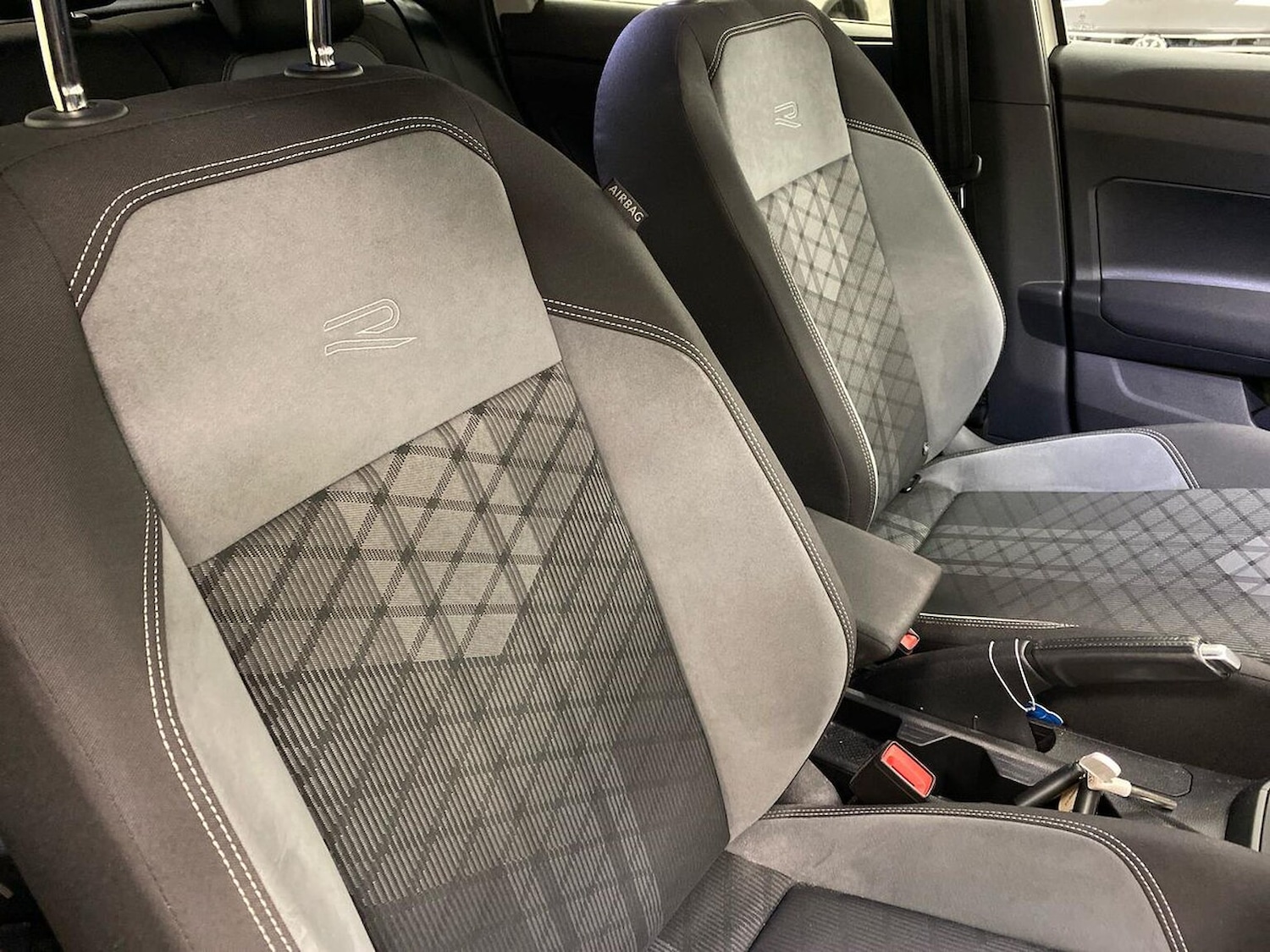 Used Volkswagen Taigo 2022 for sale - 76906287: Photo 28