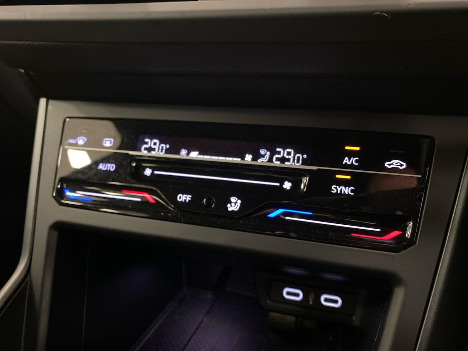 Used Volkswagen Taigo 2023 for sale - 76982904: Photo 12