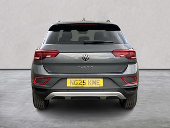 Used Volkswagen T-Roc 2025 for sale - 76144292: Photo 4
