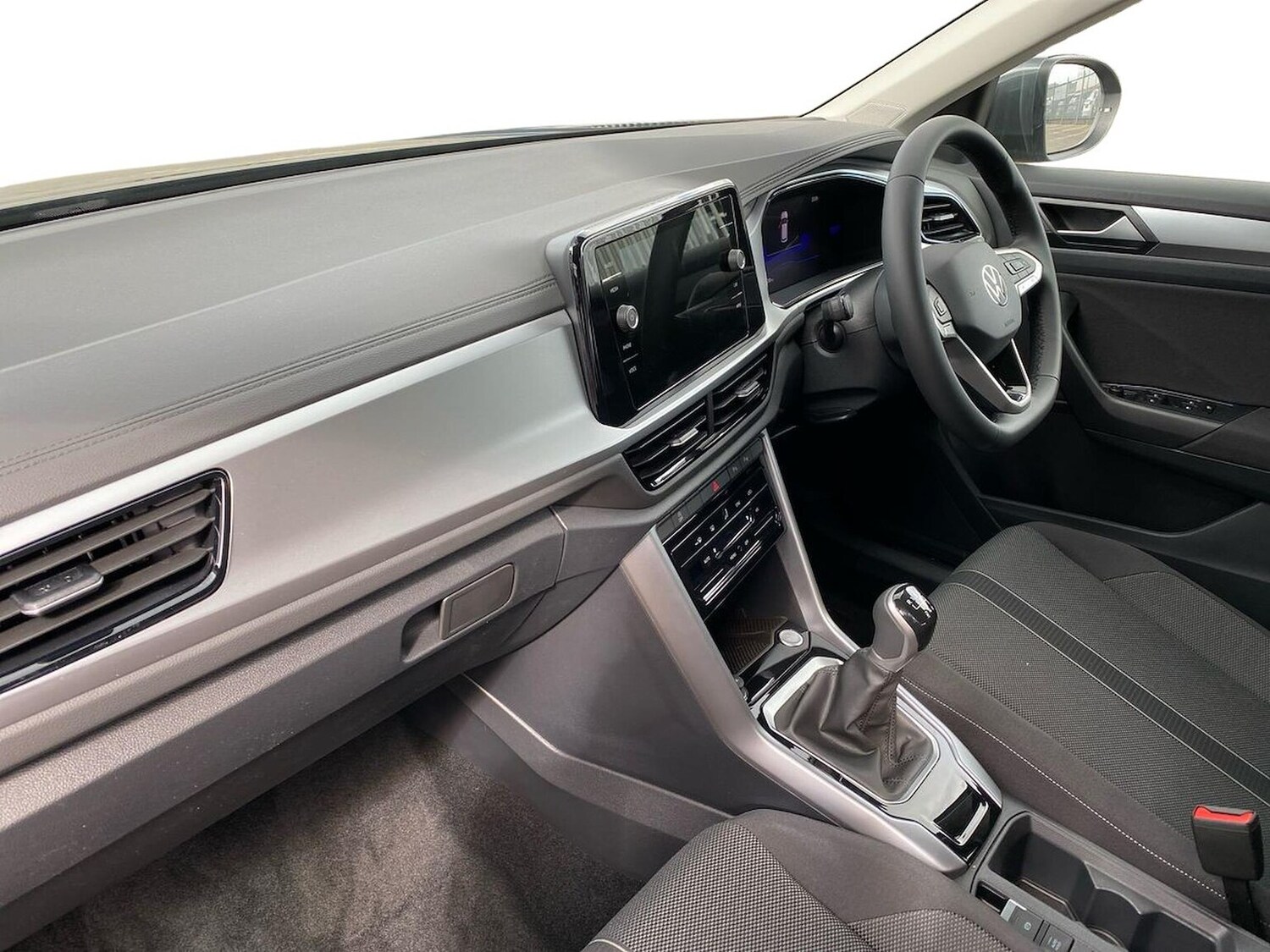 Used Volkswagen T-Roc 2025 for sale - 76144292: Photo 7