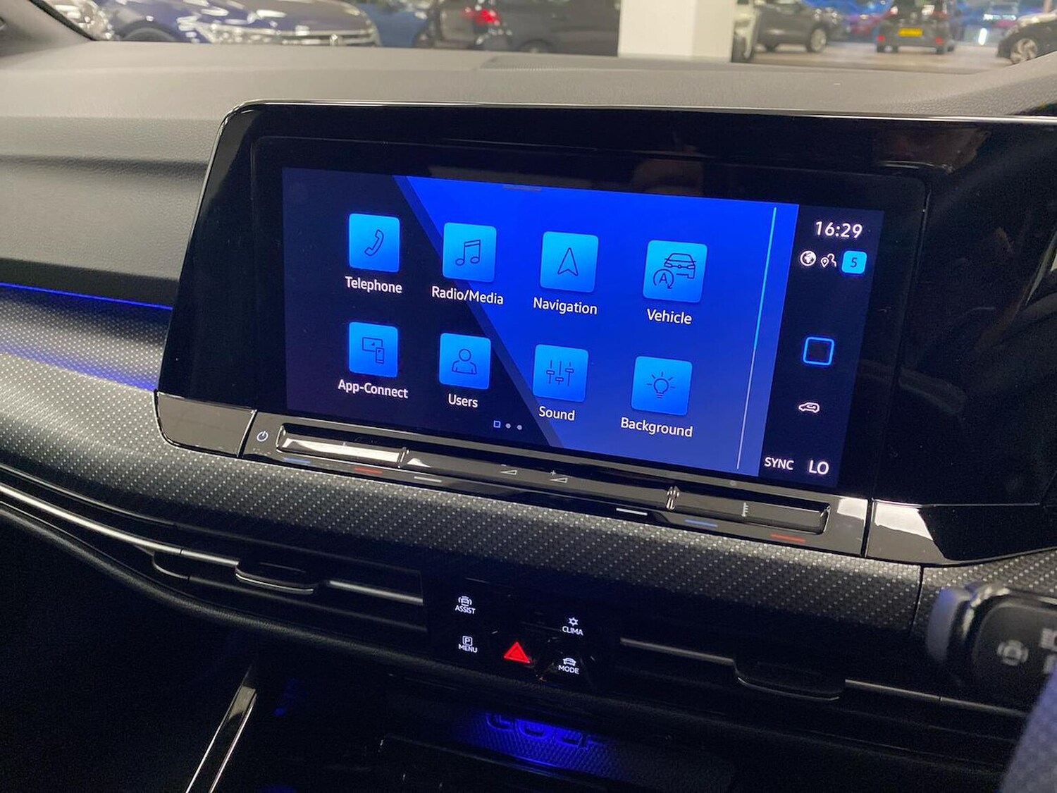 Used Volkswagen Golf 2024 for sale - 77888656: Photo 11