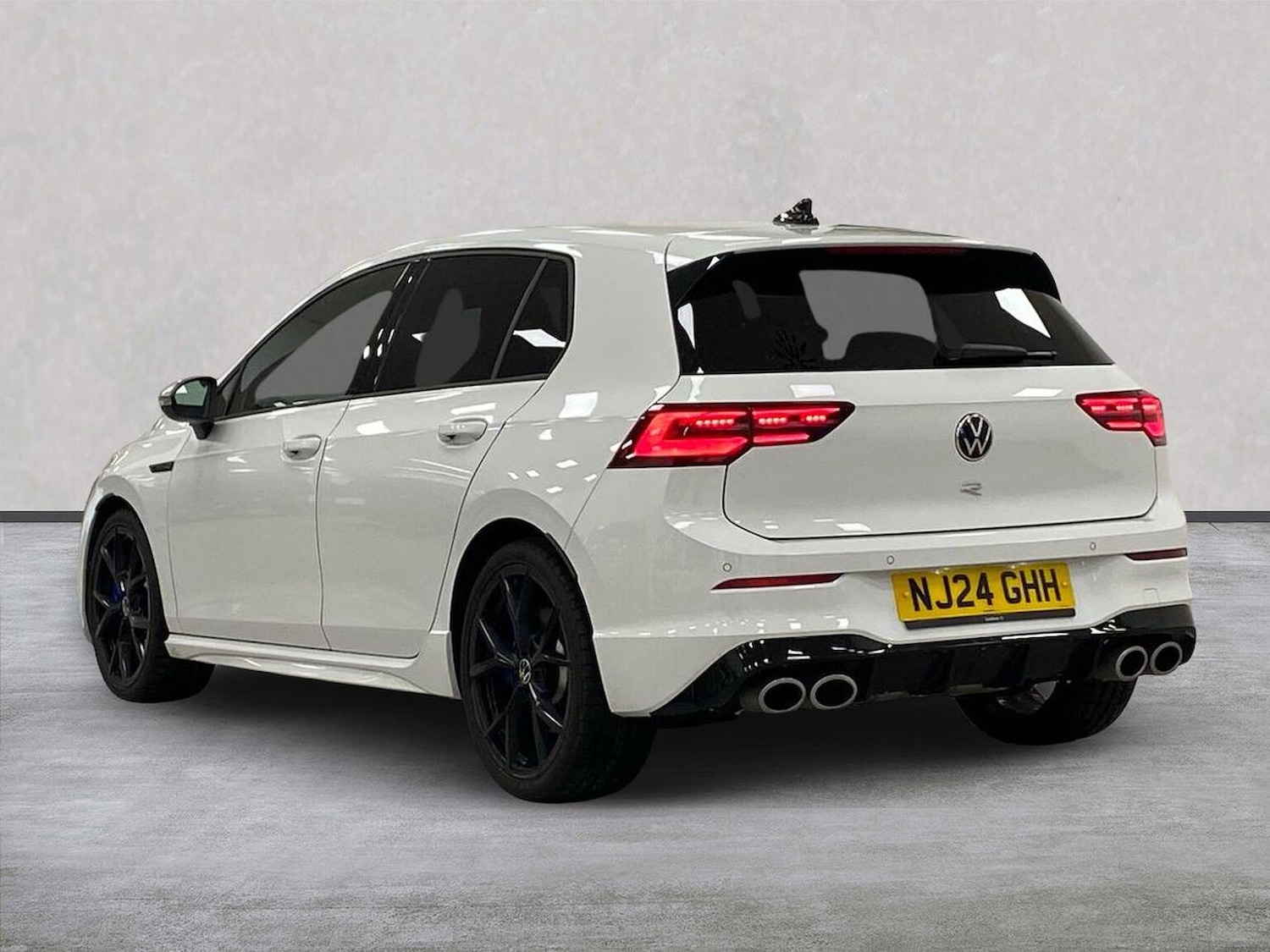 Used Volkswagen Golf 2024 for sale - 77888656: Photo 2