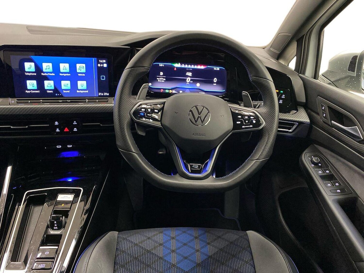 Used Volkswagen Golf 2024 for sale - 77888656: Photo 9