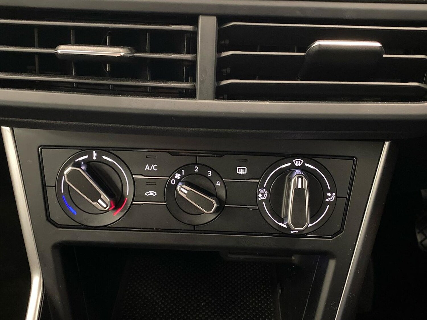 Used Volkswagen Polo 2022 for sale - 77090018: Photo 13