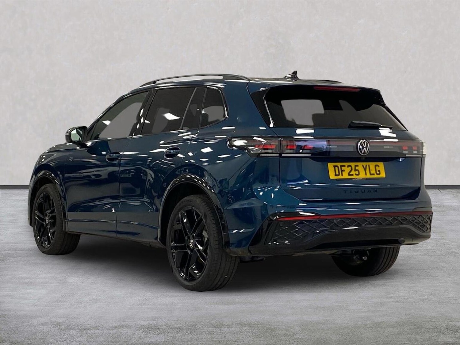 Used Volkswagen Tiguan 2025 for sale - 76911253: Photo 2