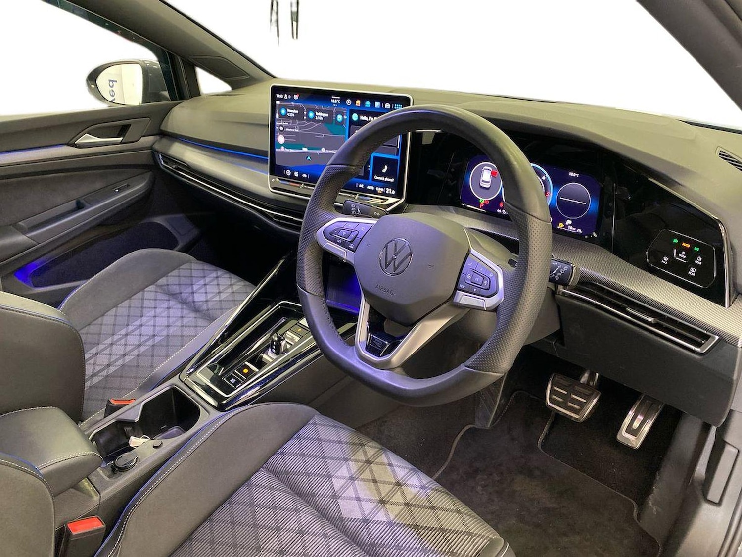 Used Volkswagen Golf 2025 for sale - 76492391: Photo 15