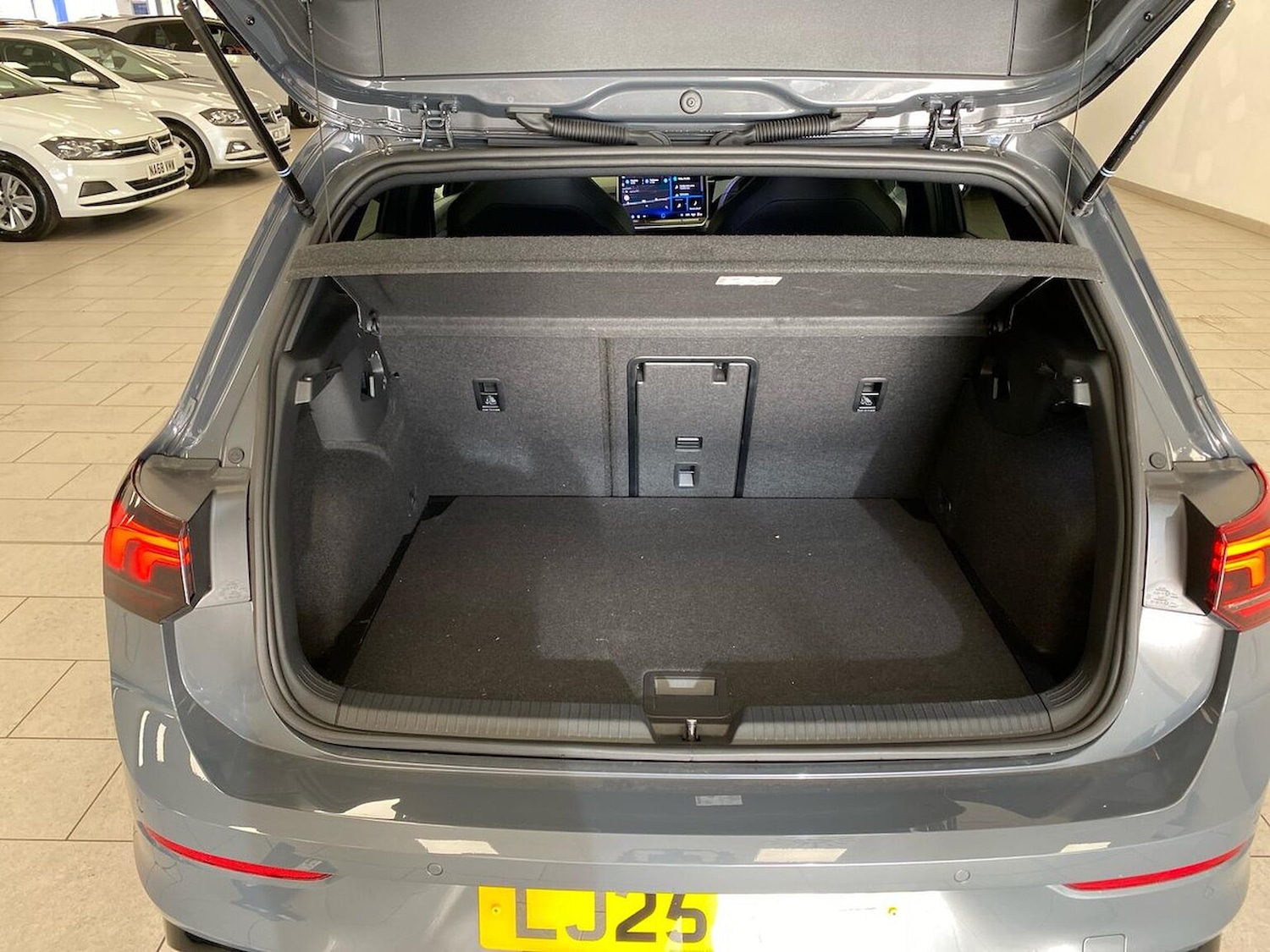 Used Volkswagen Golf 2025 for sale - 76492391: Photo 17