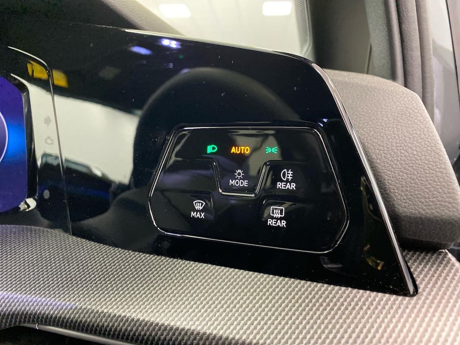 Used Volkswagen Golf 2025 for sale - 76492391: Photo 22