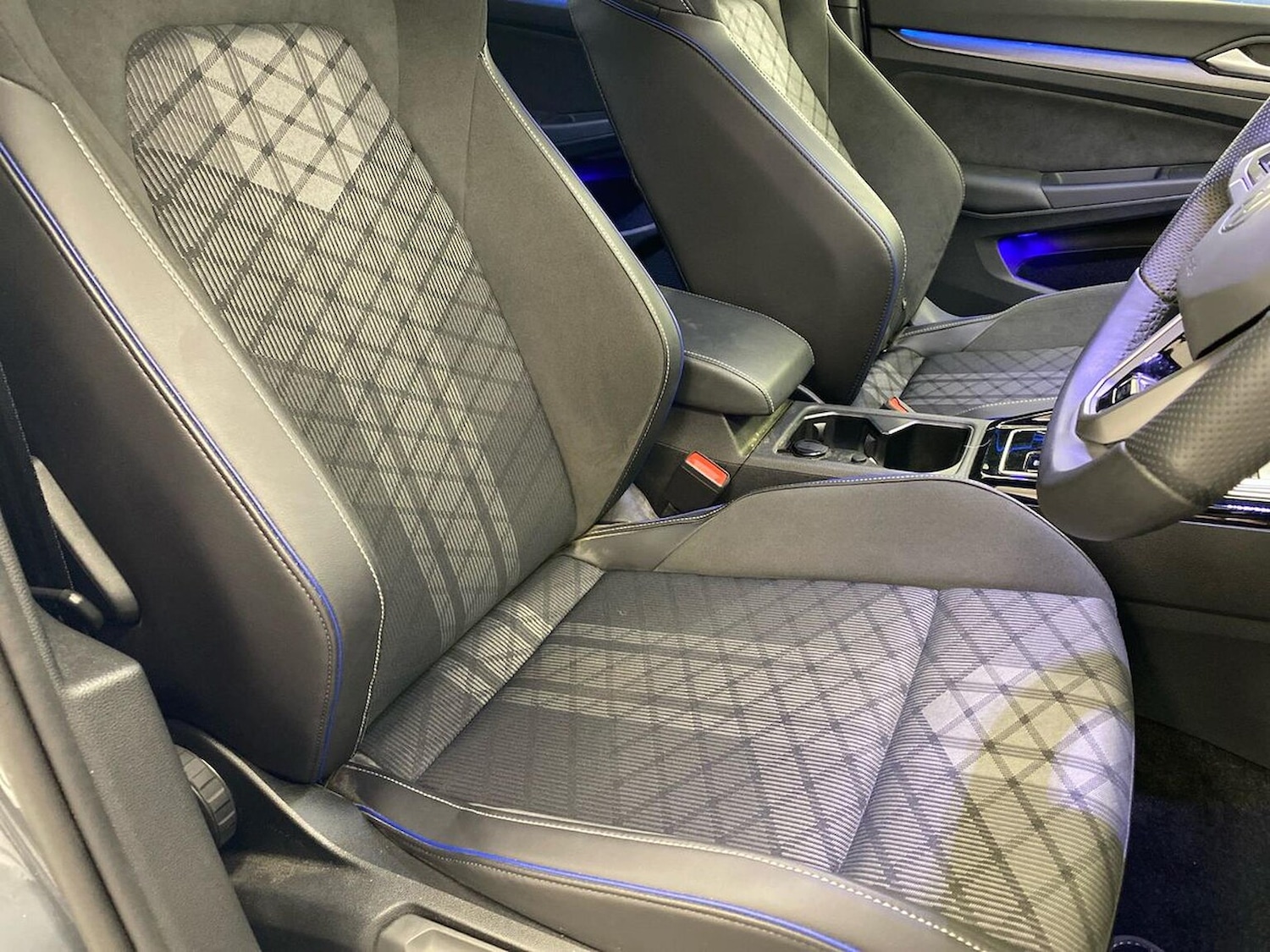 Used Volkswagen Golf 2025 for sale - 76492391: Photo 28