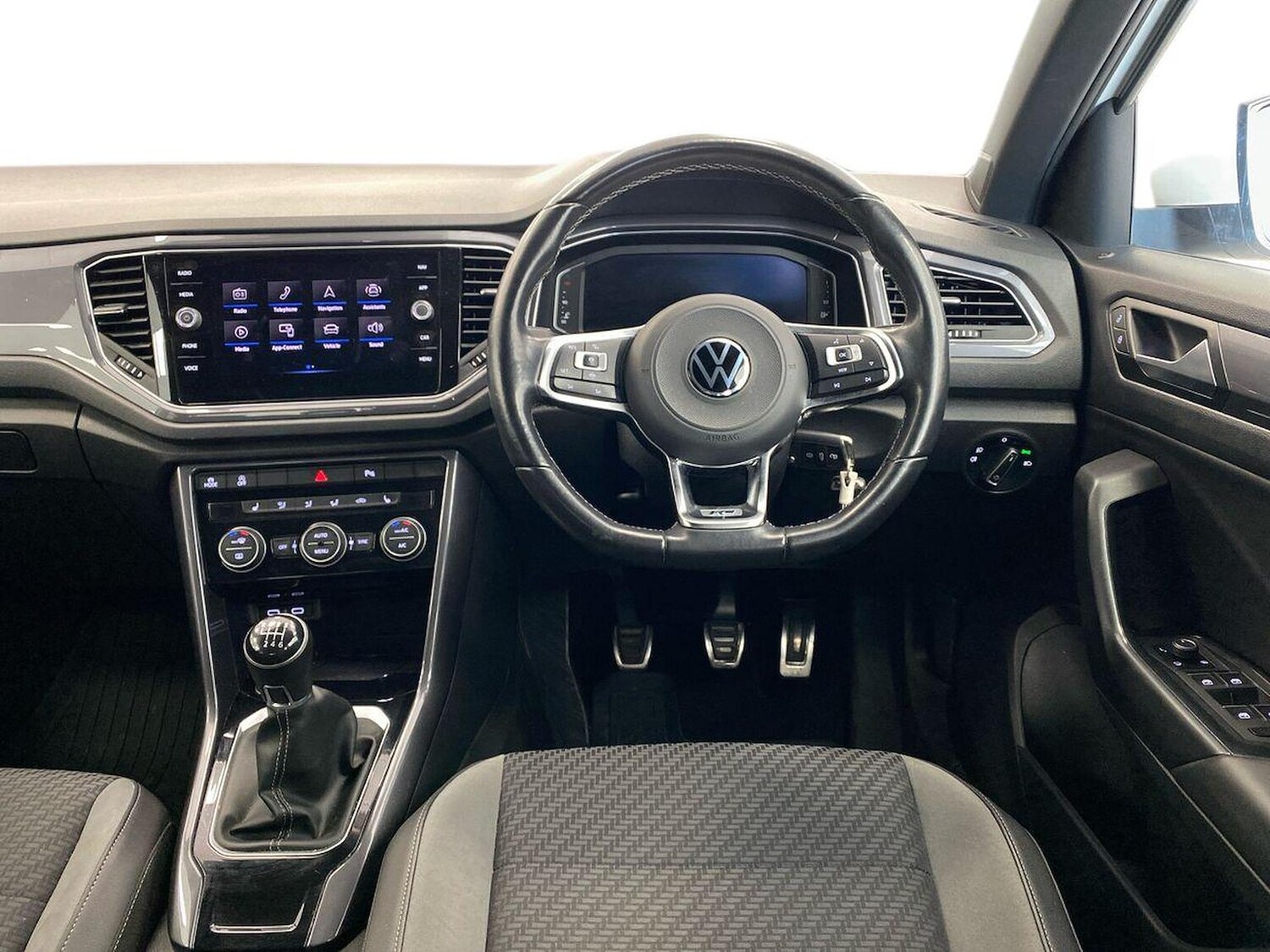 Used Volkswagen T-Roc 2021 for sale - 78194554: Photo 9
