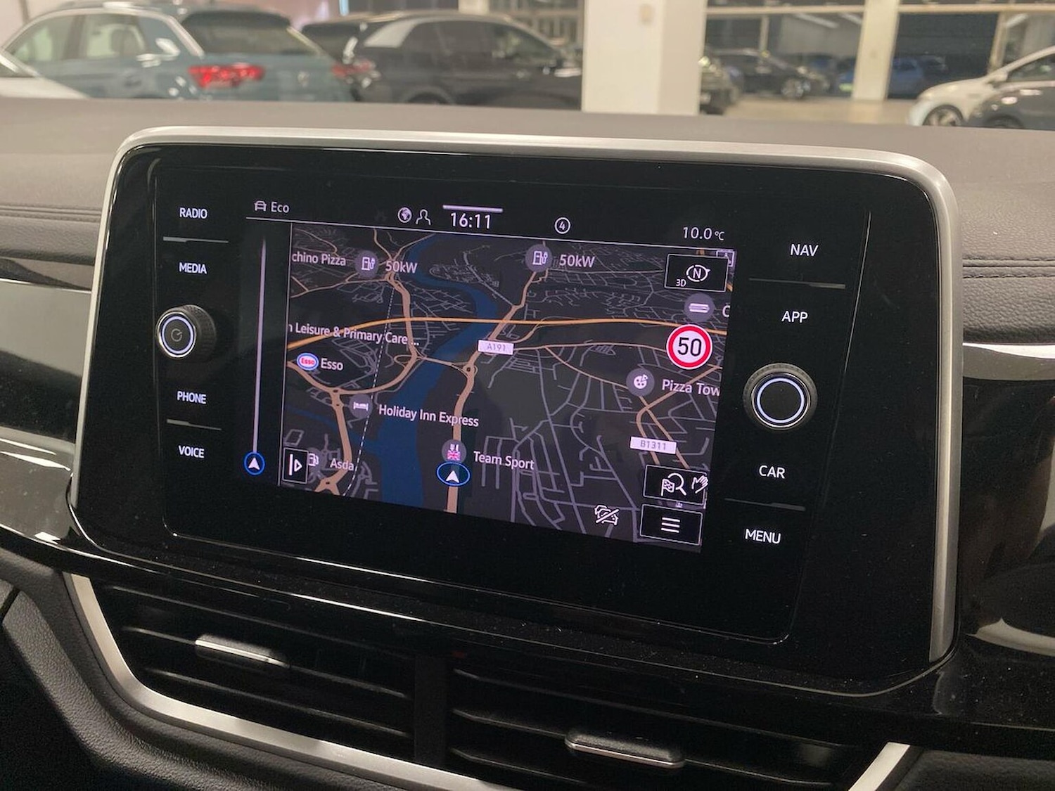 Used Volkswagen T-Roc 2025 for sale - 76785267: Photo 24