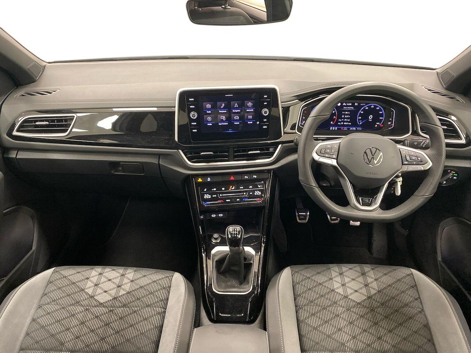 Used Volkswagen T-Roc 2025 for sale - 76785267: Photo 8