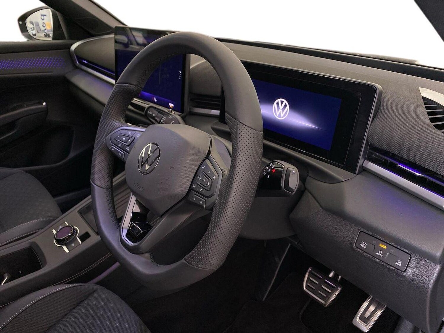 Used Volkswagen T-Roc 2026 for sale - 78194636: Photo 15