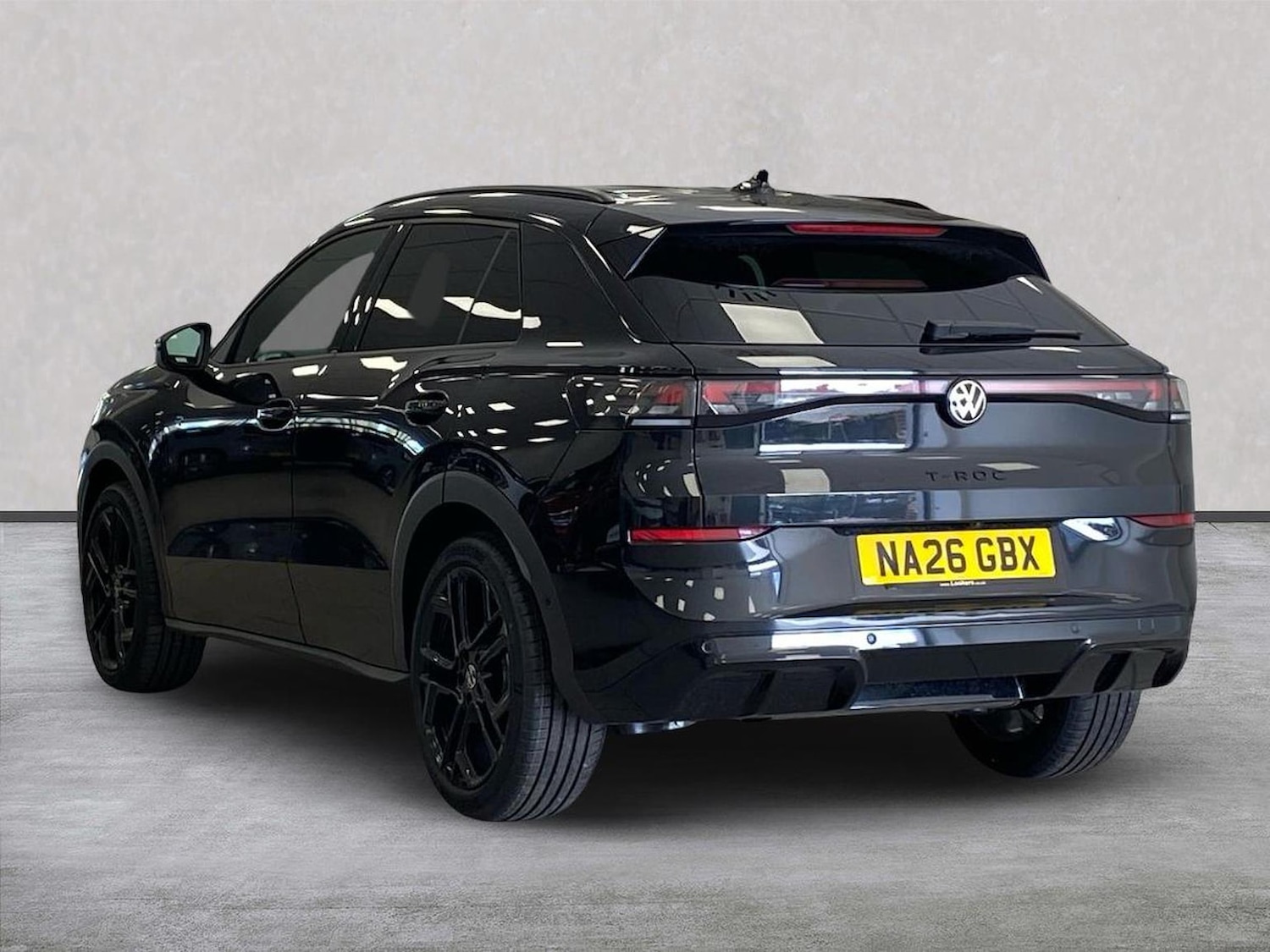 Used Volkswagen T-Roc 2026 for sale - 78194636: Photo 2